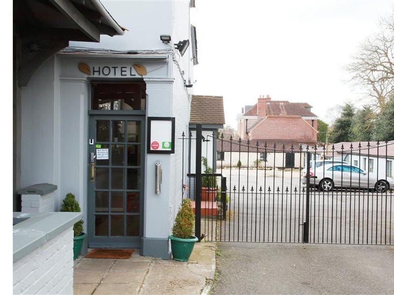 Hampton Court Hotel East Molesey Eksteriør billede